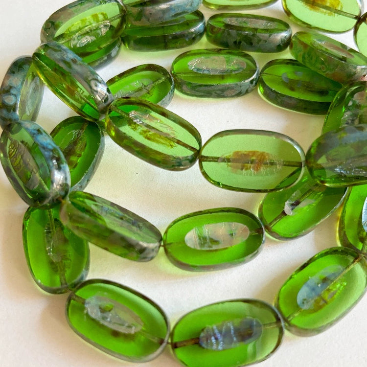 Czech 22x13mm Oval Green Glass Beads with Gold Detailing, Vintage Style for DIY Bracelets, Necklaces, Earrings & Jewelry Accessories